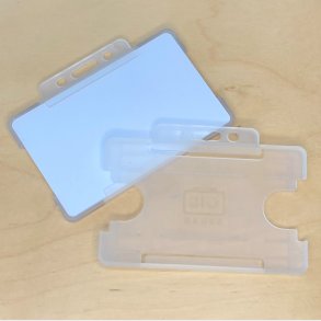 ben kortholder, kompakt / frosted (BioBadge)