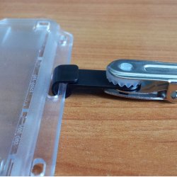 CK seleclips med sort plastkrog